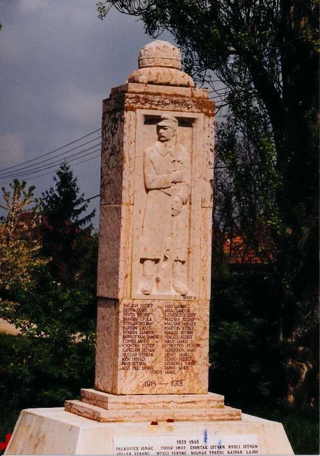 KŐSZÁRHEGYI VILÁGHÁBORÚS EMLÉKMŰ (1939)