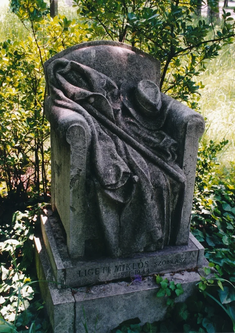 LIGETI MIKLÓS SÍREMLÉKE (1944)