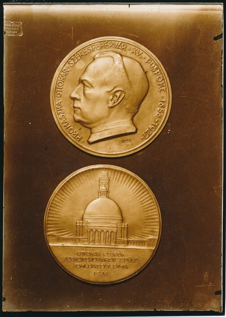 PROHÁSZKA OTTOKÁR ÉREM (1932)