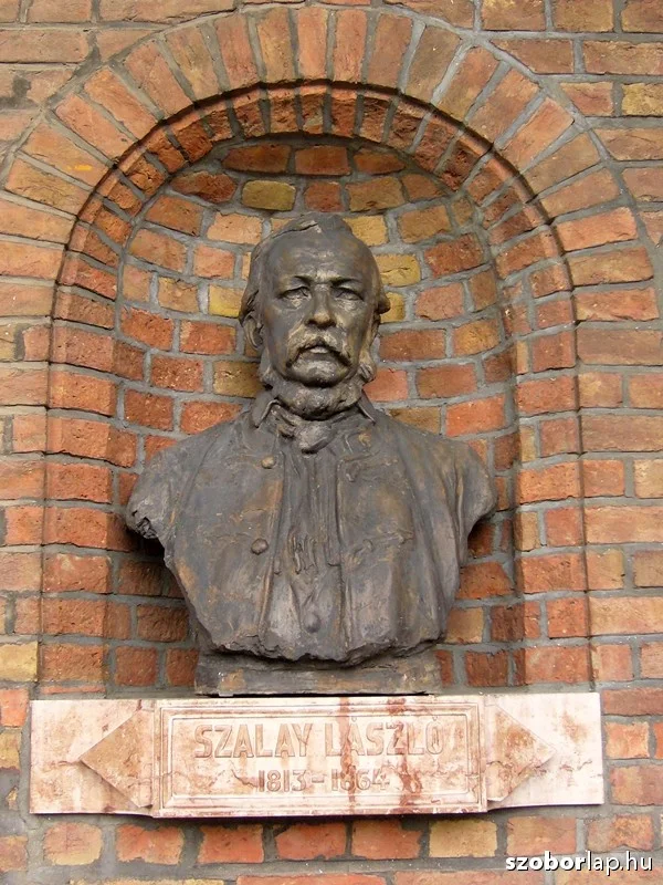 SZALAY LÁSZLÓ (1930)